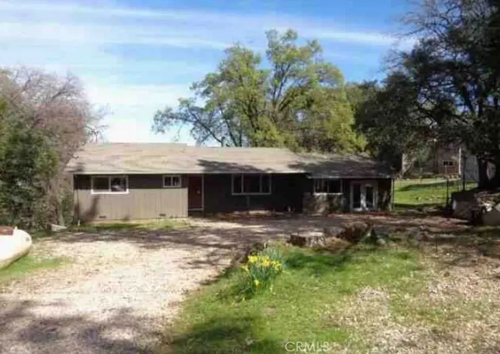 11310 Clinton Bar, Pine Grove