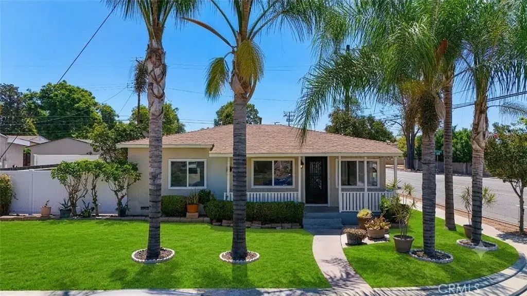 8654 Bluford Avenue, Whittier