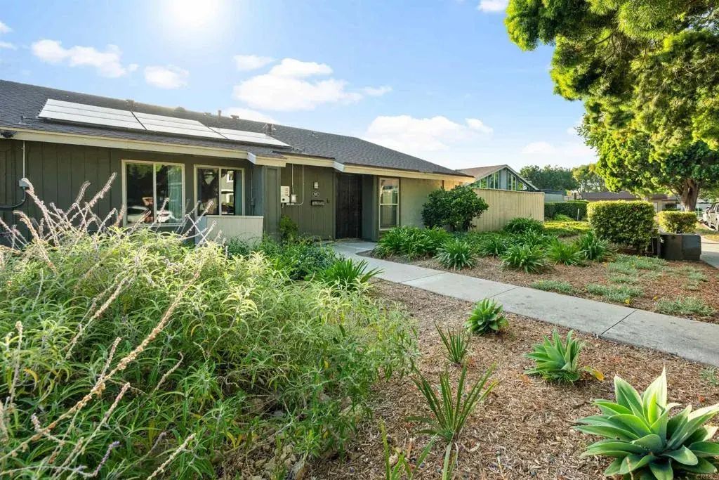 441 Los Arbolitos, Oceanside