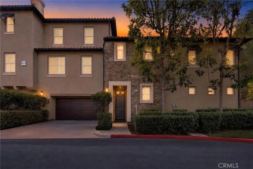 231 Lonetree, Irvine