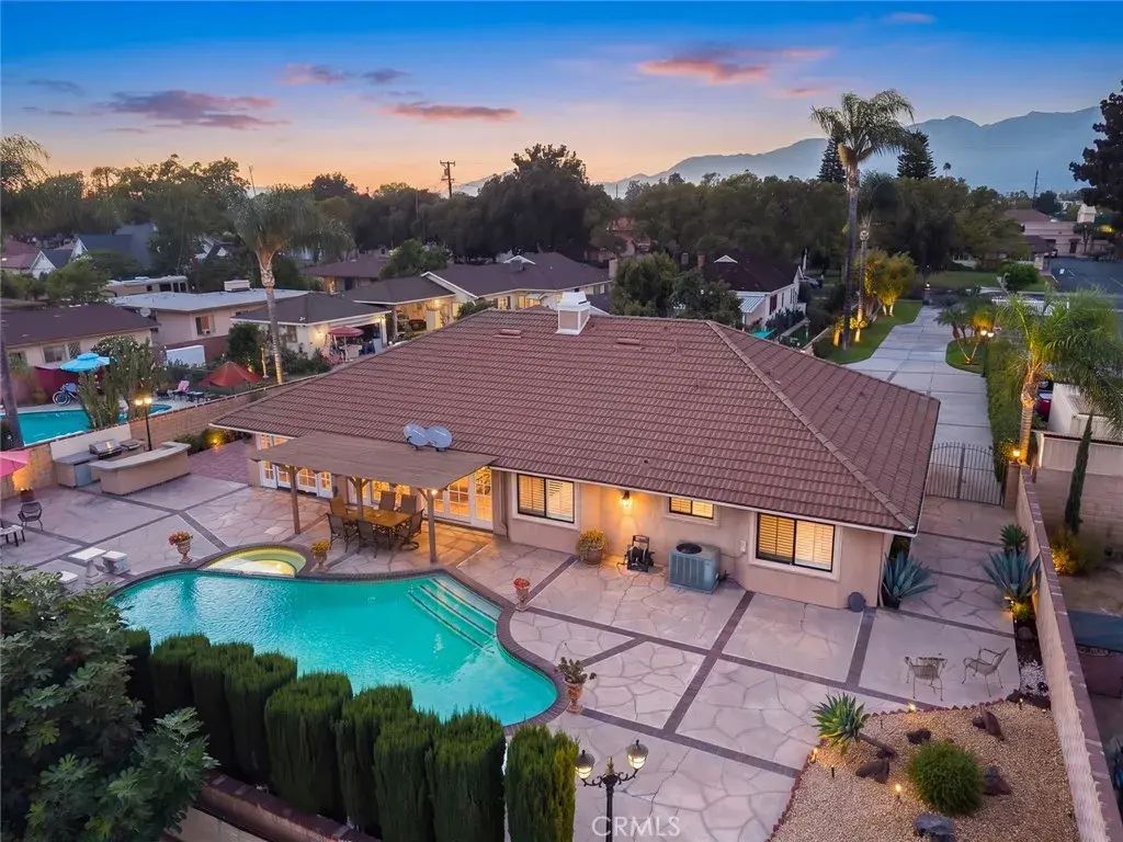 9450 Broadway, Temple City
