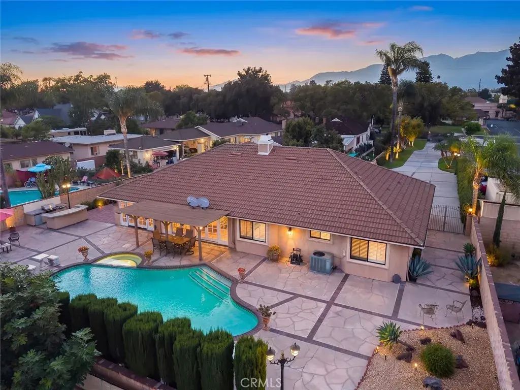 9450 Broadway, Temple City