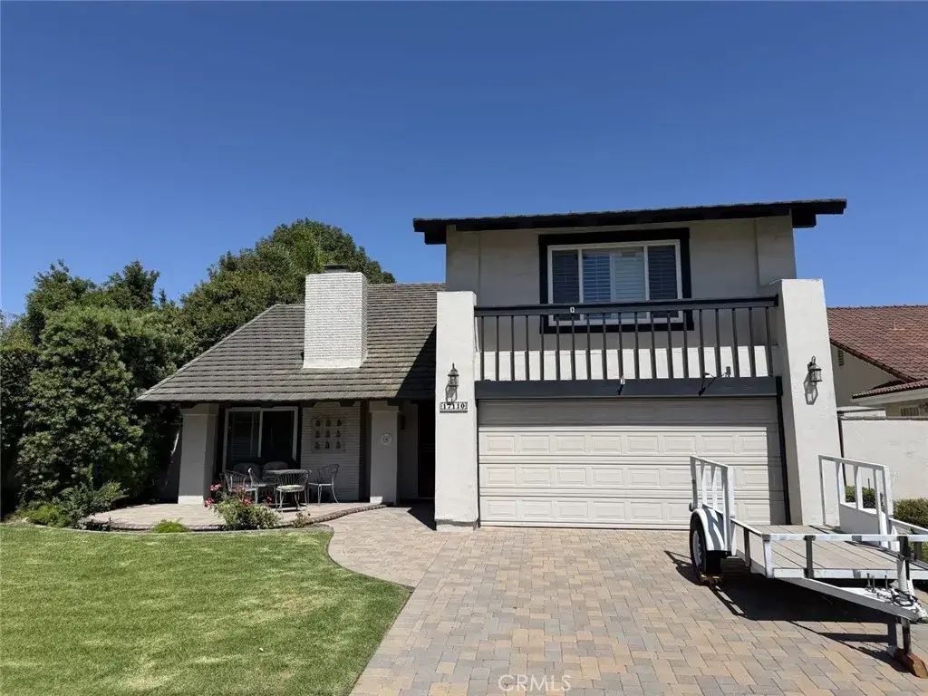 17110 Los Robles Circle, Fountain Valley