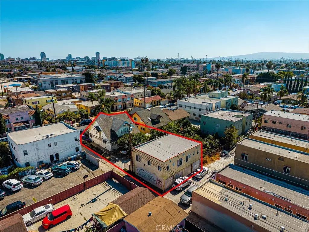 539 E 17th, Long Beach