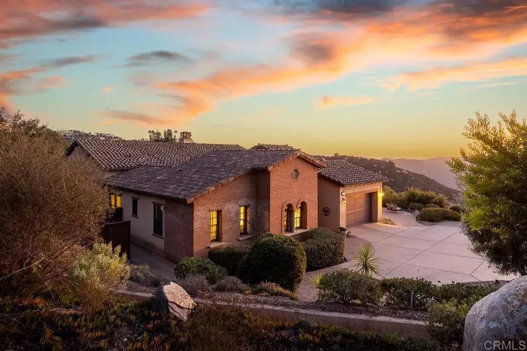 29472 Welk Highland Dr., Escondido