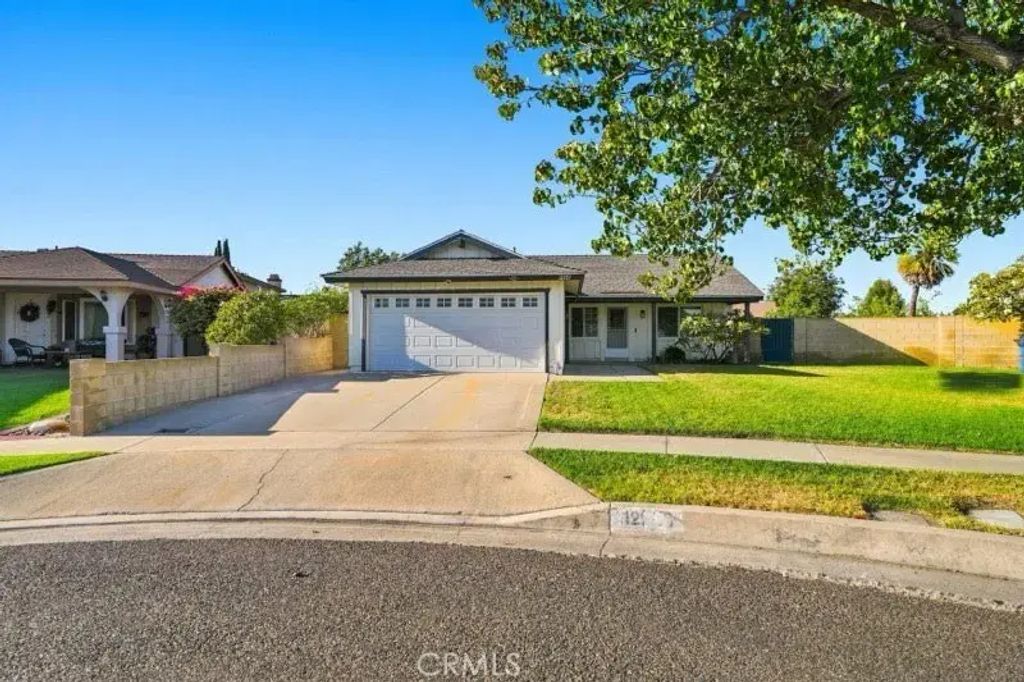 12353 Cantrece, Cerritos