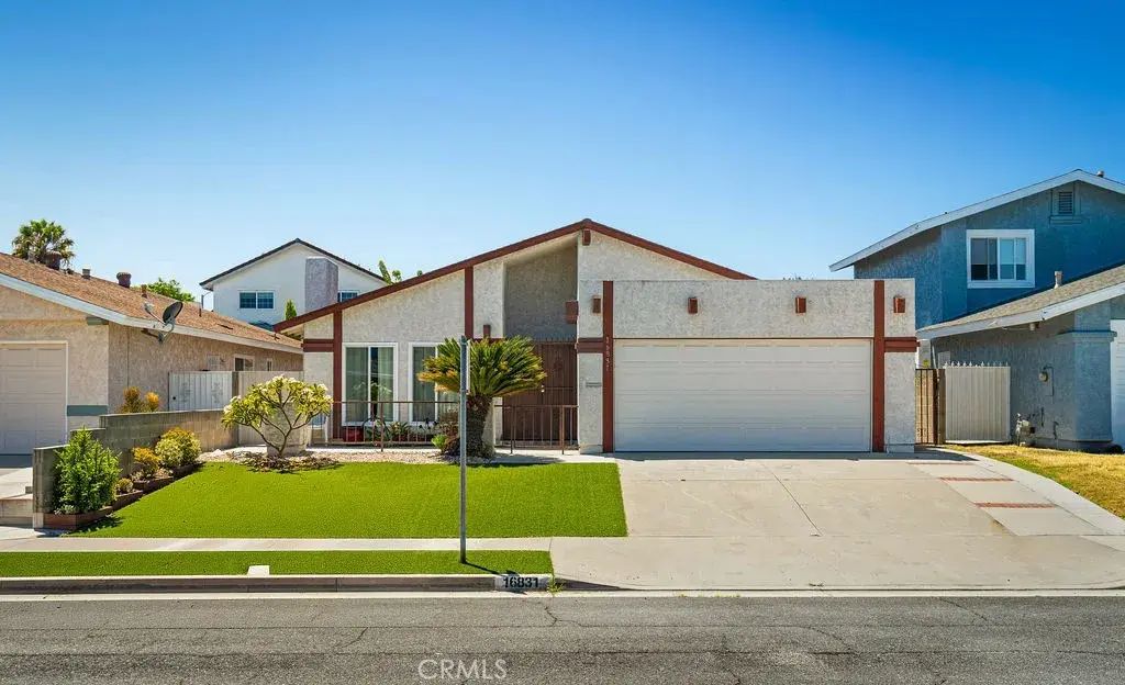 16831 S Mariposa Avenue, Gardena