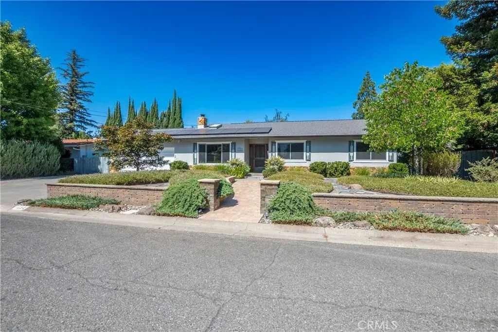 1050 Holben, Chico