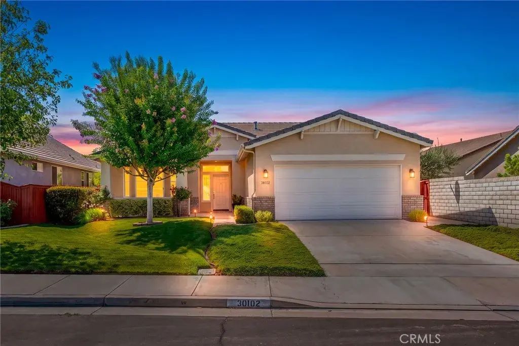 30102 Iron Horse, Murrieta