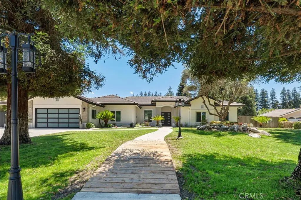 15931 Strebor, Bakersfield