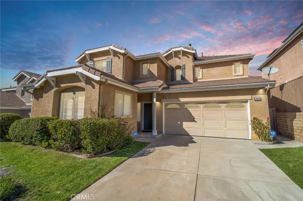 12207 Via Santa Marta, Sylmar