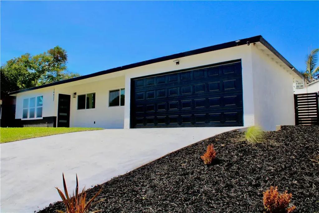 14427 Tedford, Whittier