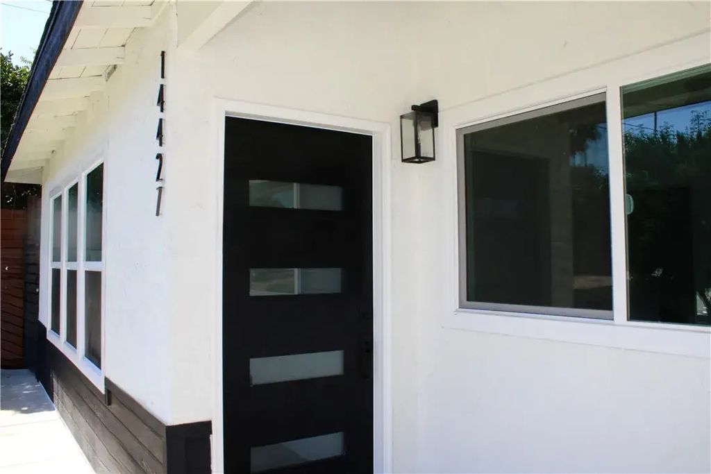 14427 Tedford, Whittier