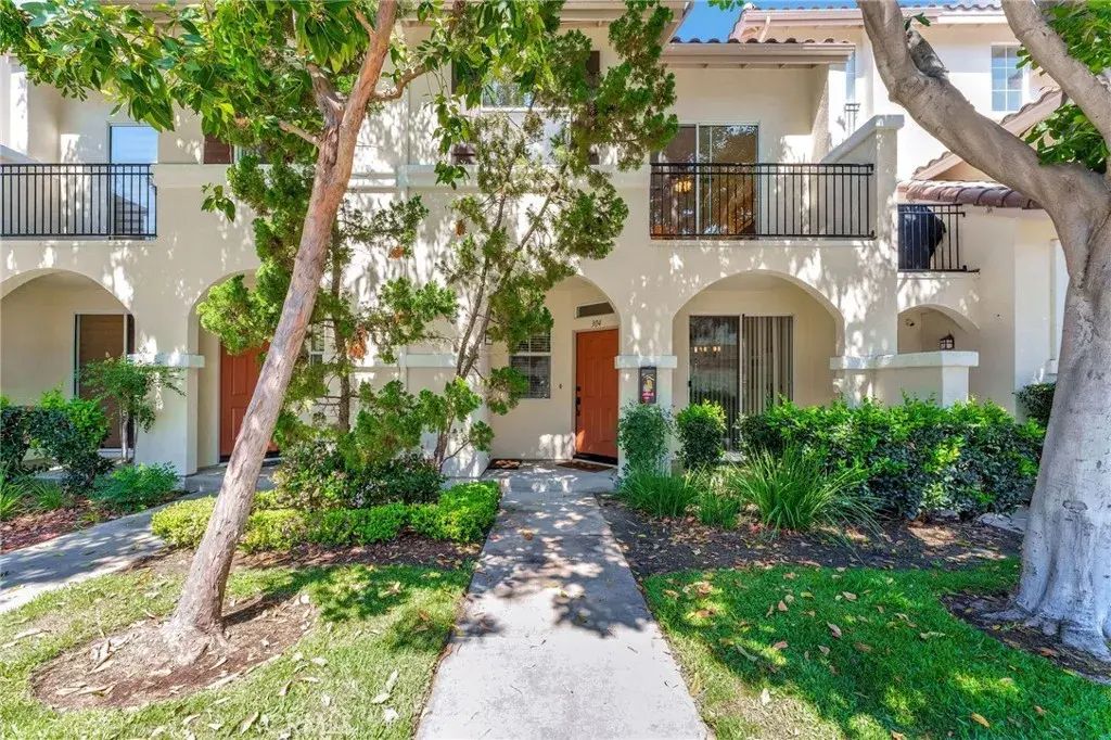304 Birch Grove, Irvine