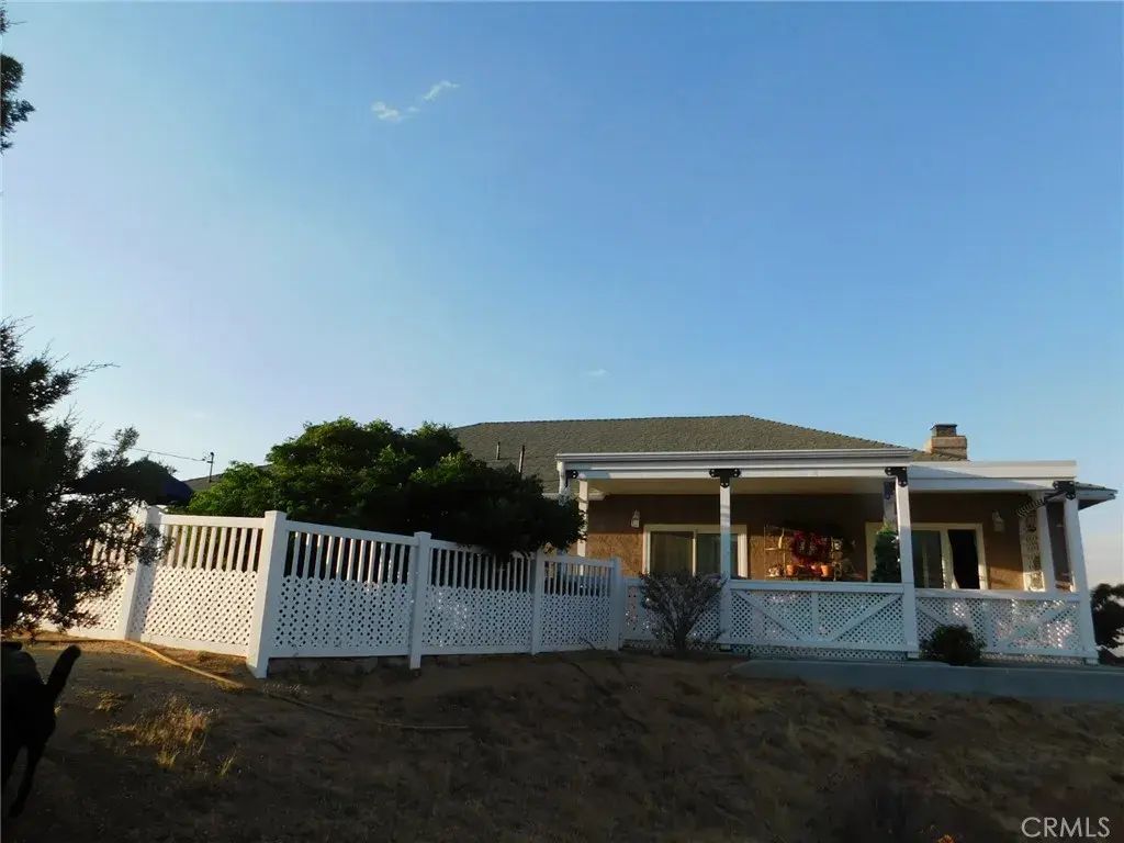 8934 Japatul Road, Apple Valley