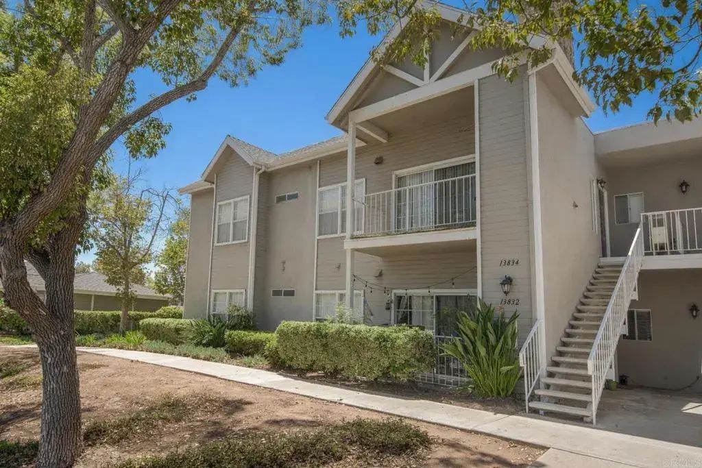 13834 Midland Rd, Poway