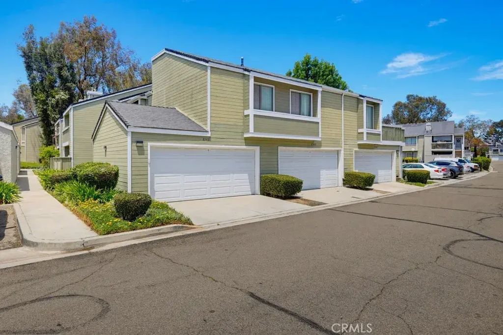 23411 Cambridge, Yorba Linda