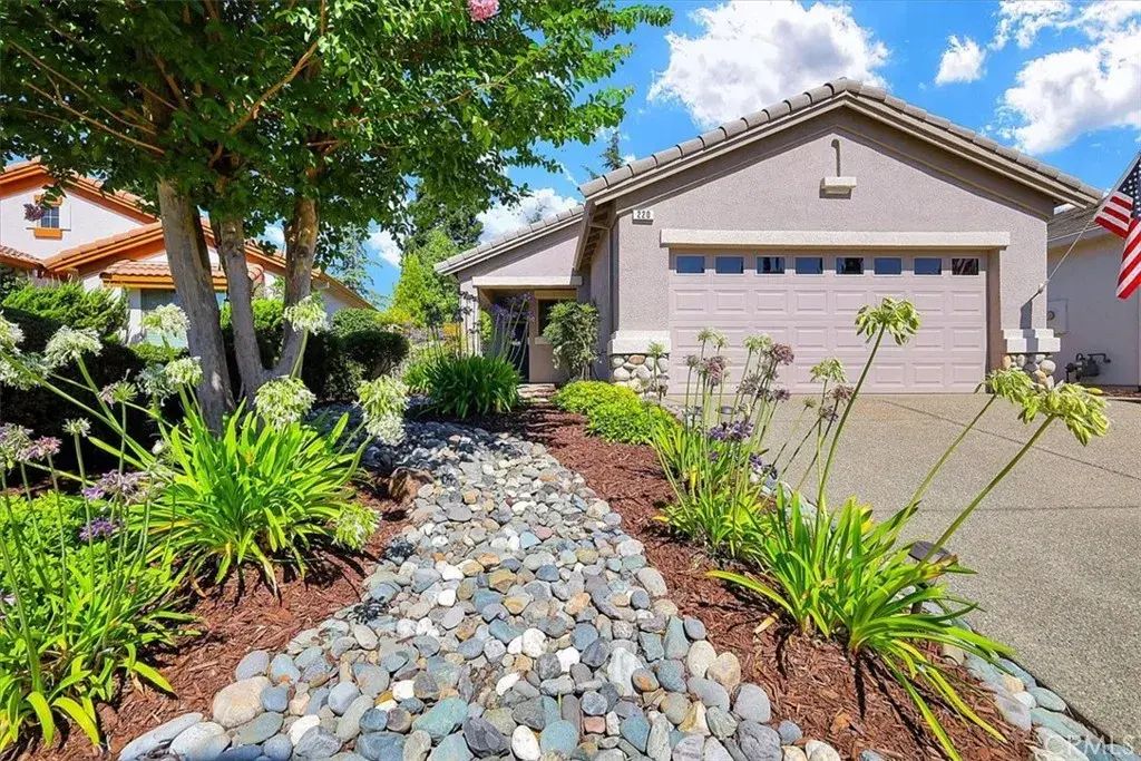220 Saddlehorn Loop, Lincoln