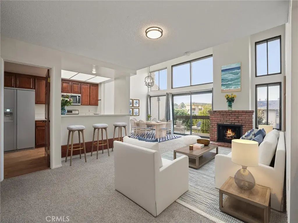 8180 Manitoba Street 302, Playa Del Rey