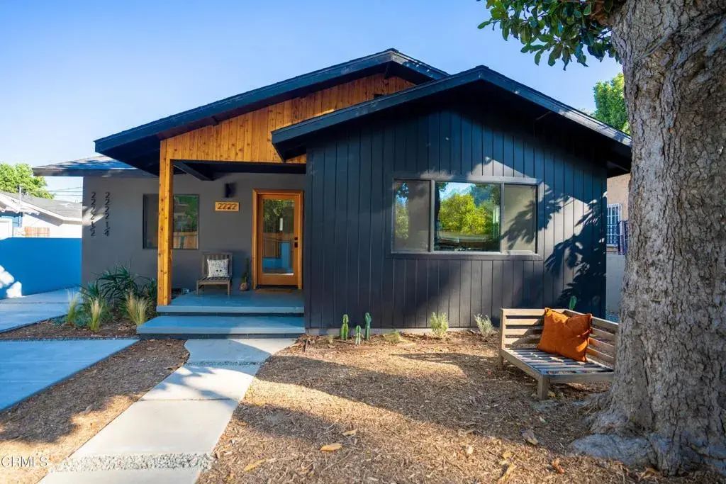 2222 Dorris Place, Los Angeles