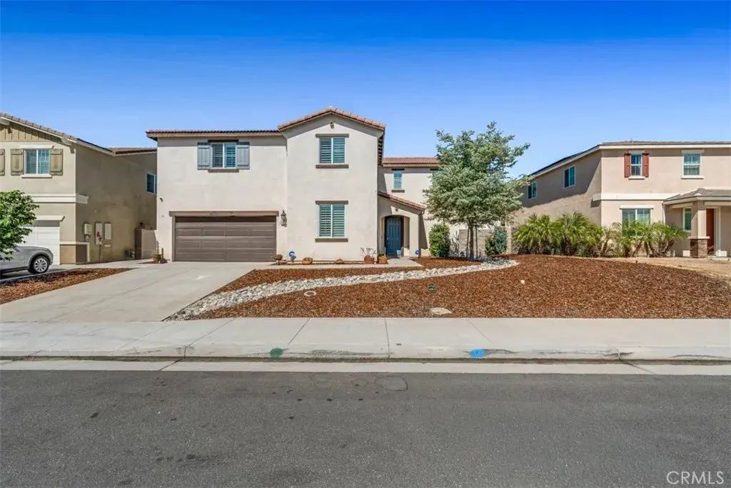 4637 Snap Dragon, Jurupa Valley