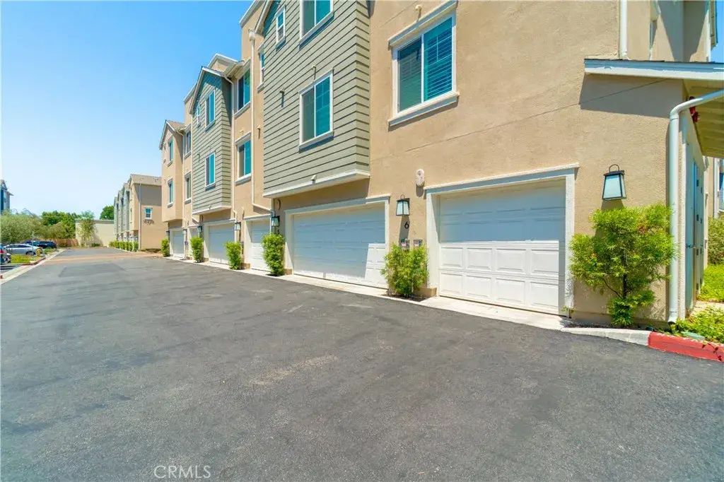 16434 Whittier #6 Boulevard, Whittier