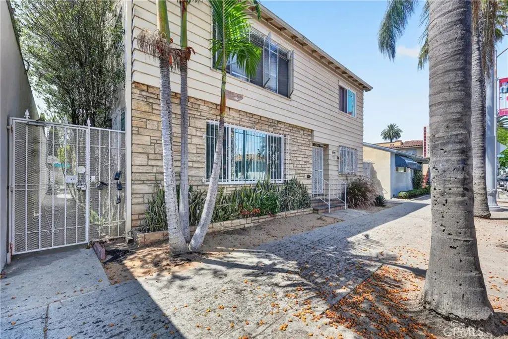 815 Pacific 6, Long Beach
