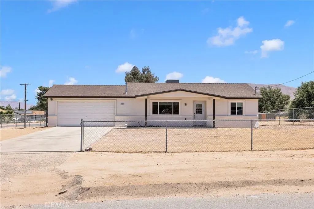 8333 Corona Avenue, Hesperia