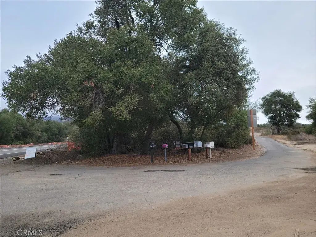32 E Decker Canyon, Lake Elsinore