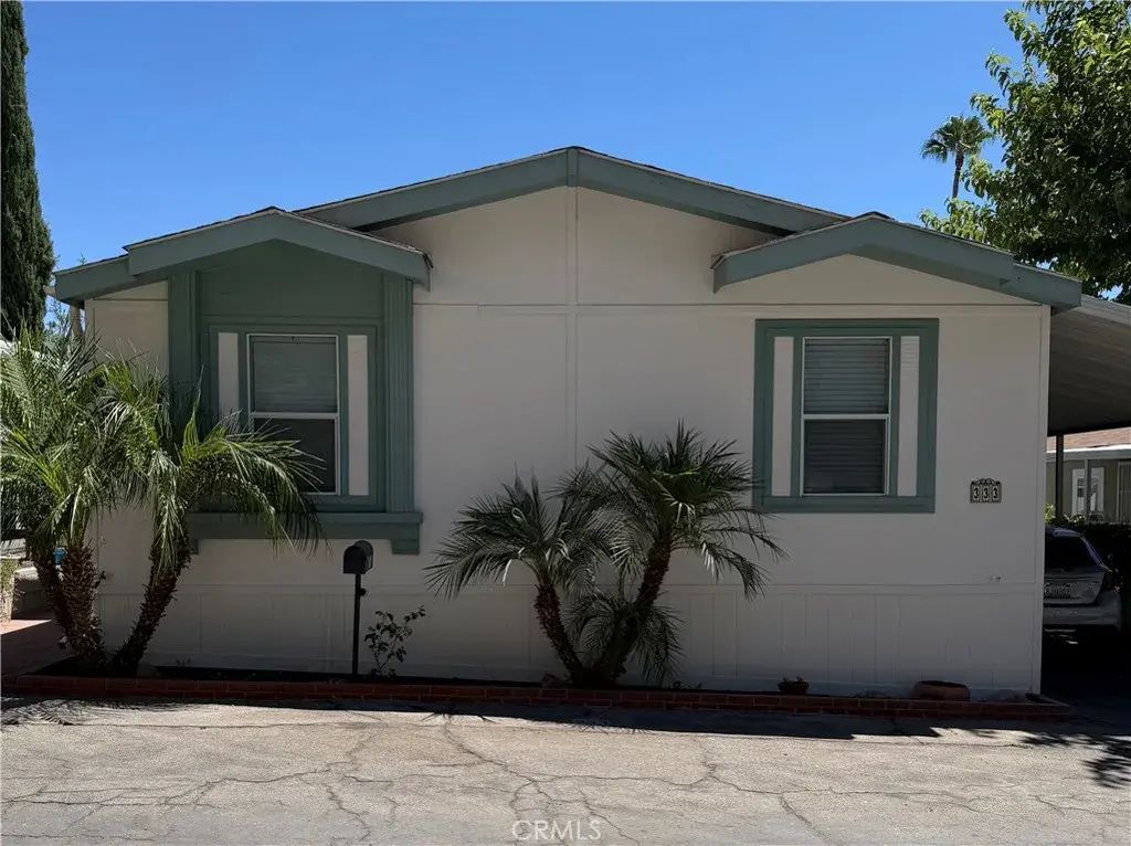 29021 Bouquet Canyon 333, Saugus