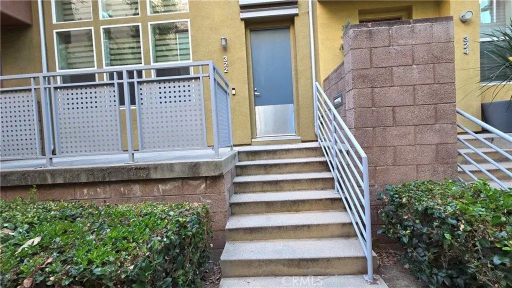 322 E Jeanette, Santa Ana