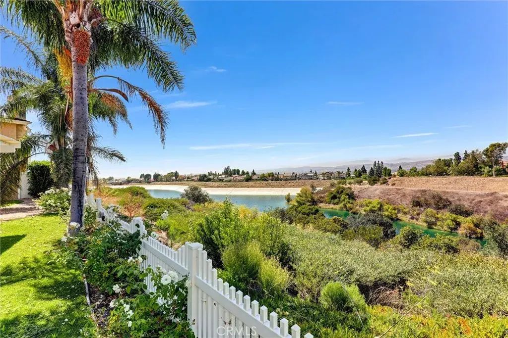 904 S Ridgecrest Circle, Anaheim Hills