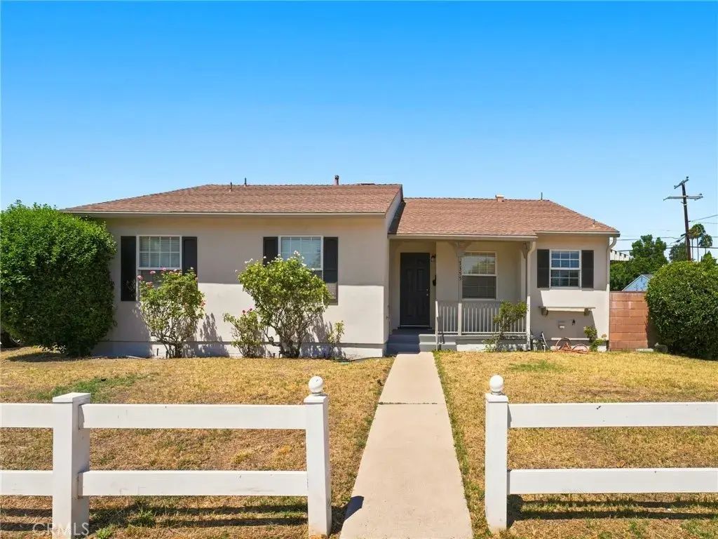 7355 Donna Avenue, Reseda