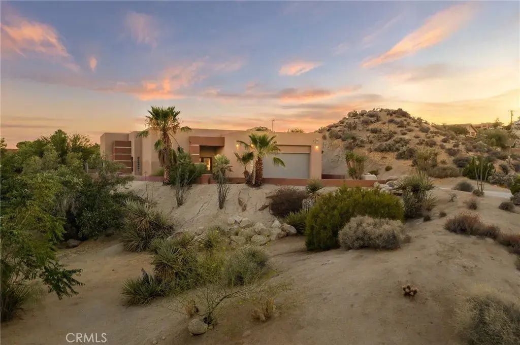 6220 Farrelo, Yucca Valley