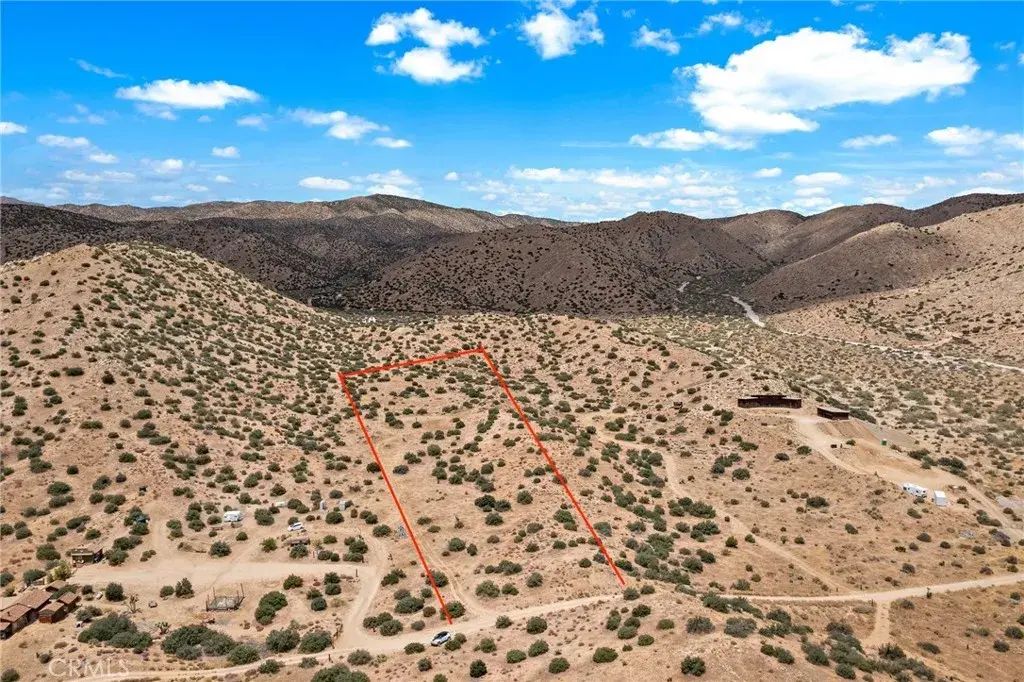 2816 Orange, Pioneertown