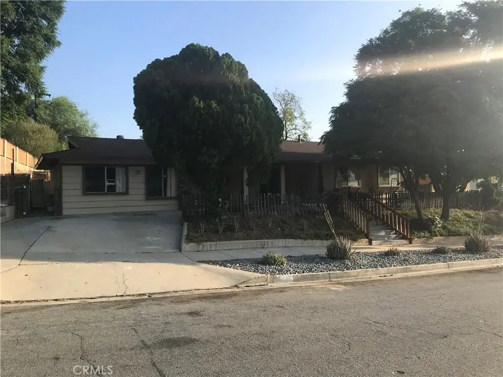 301 Maryknoll Drive, Colton