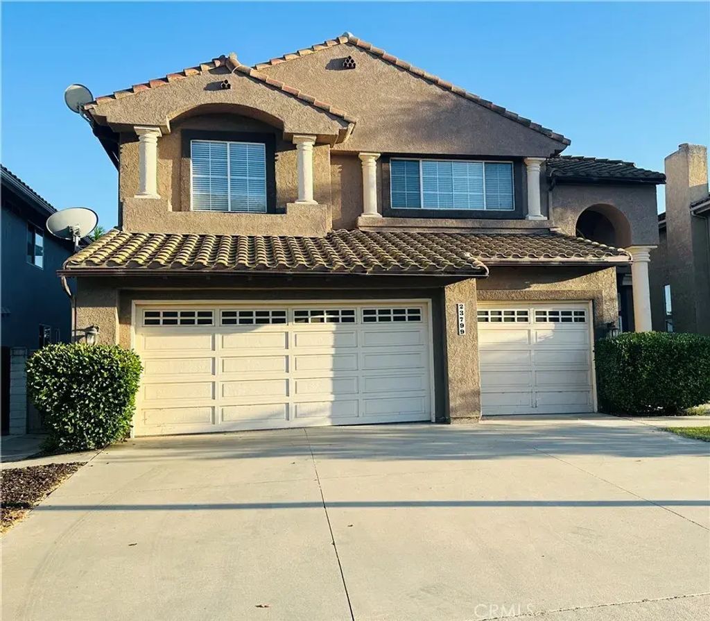 23799 Via Segovia, Murrieta