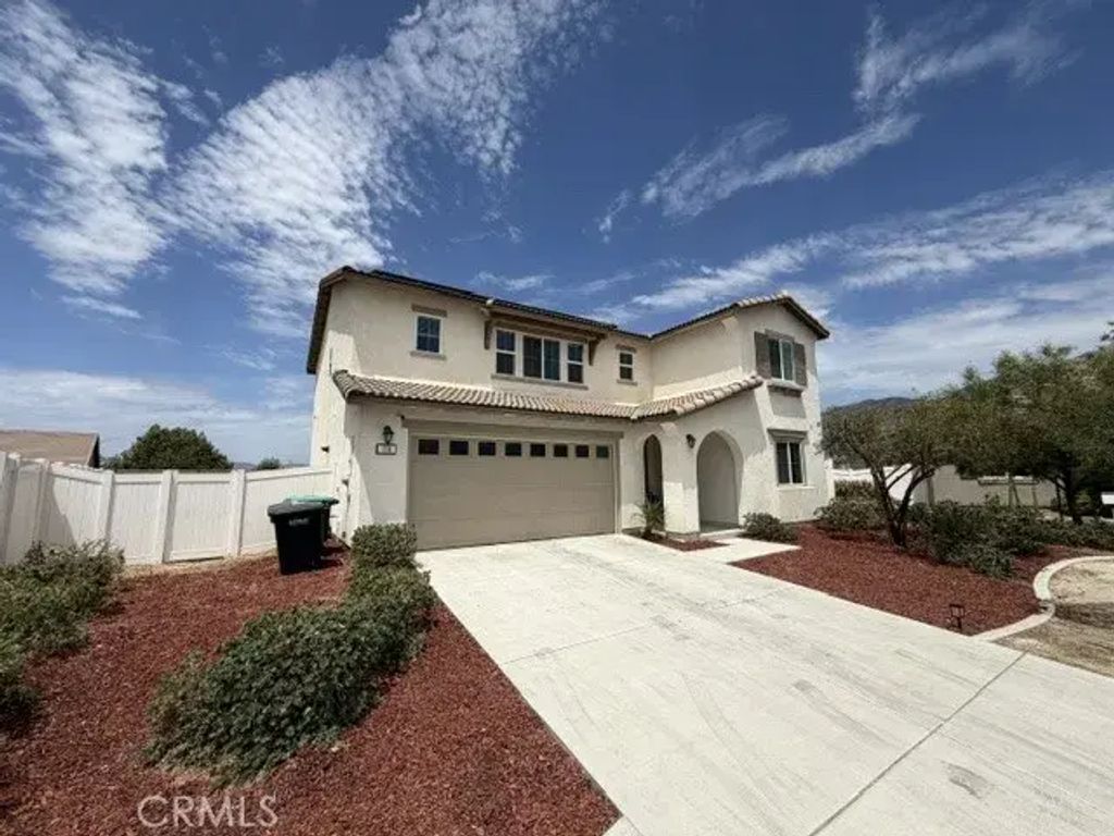 114 Snowberry Court, San Jacinto