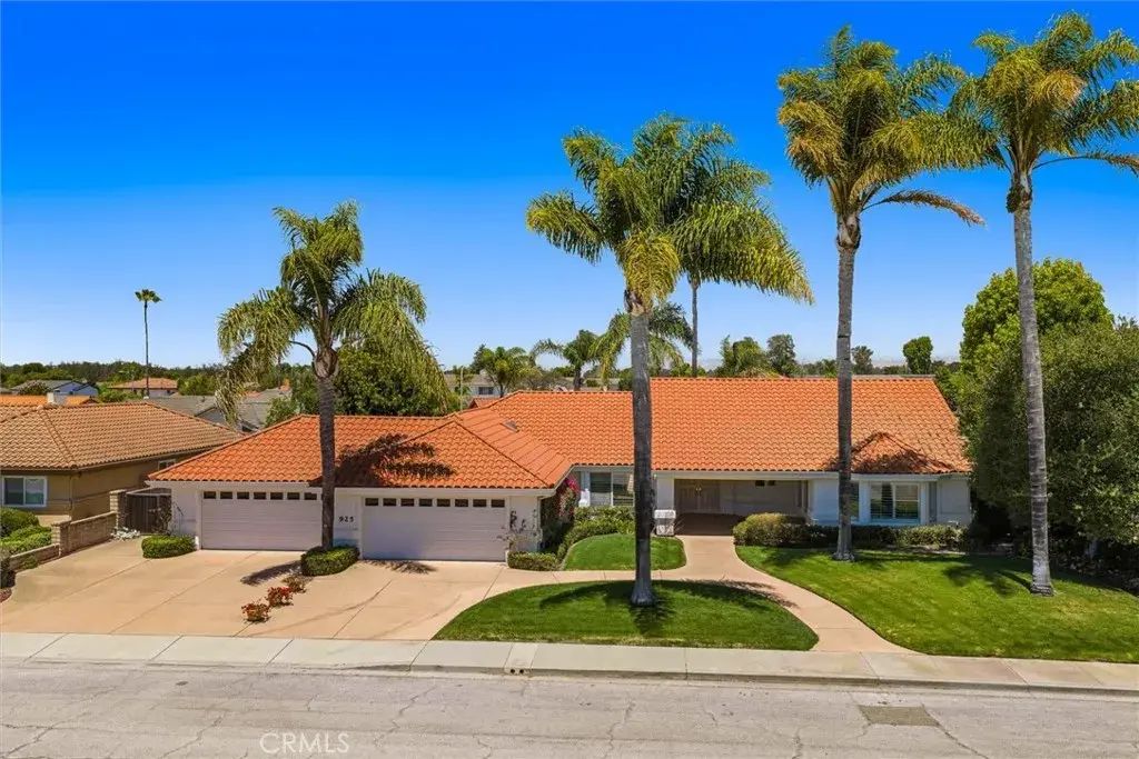 925 Flagstone, Santa Maria