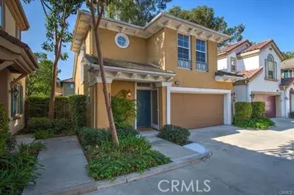 196 Cherrybrook Lane, Irvine
