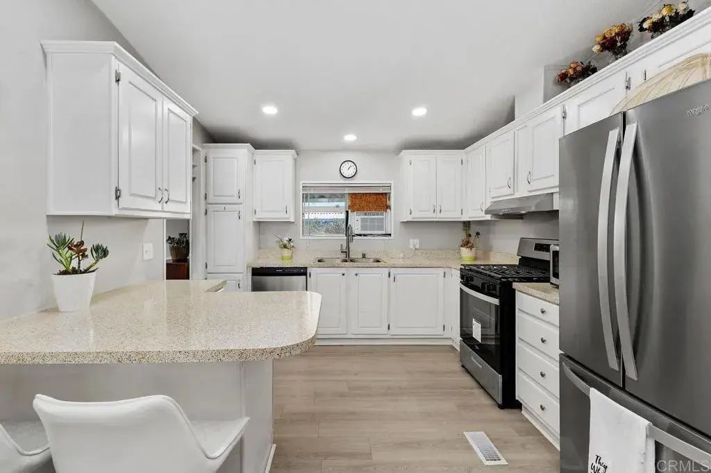 530 Devonshire 84, Hemet