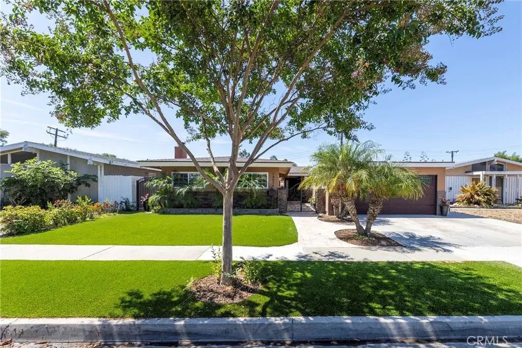 14934 Valeda, La Mirada