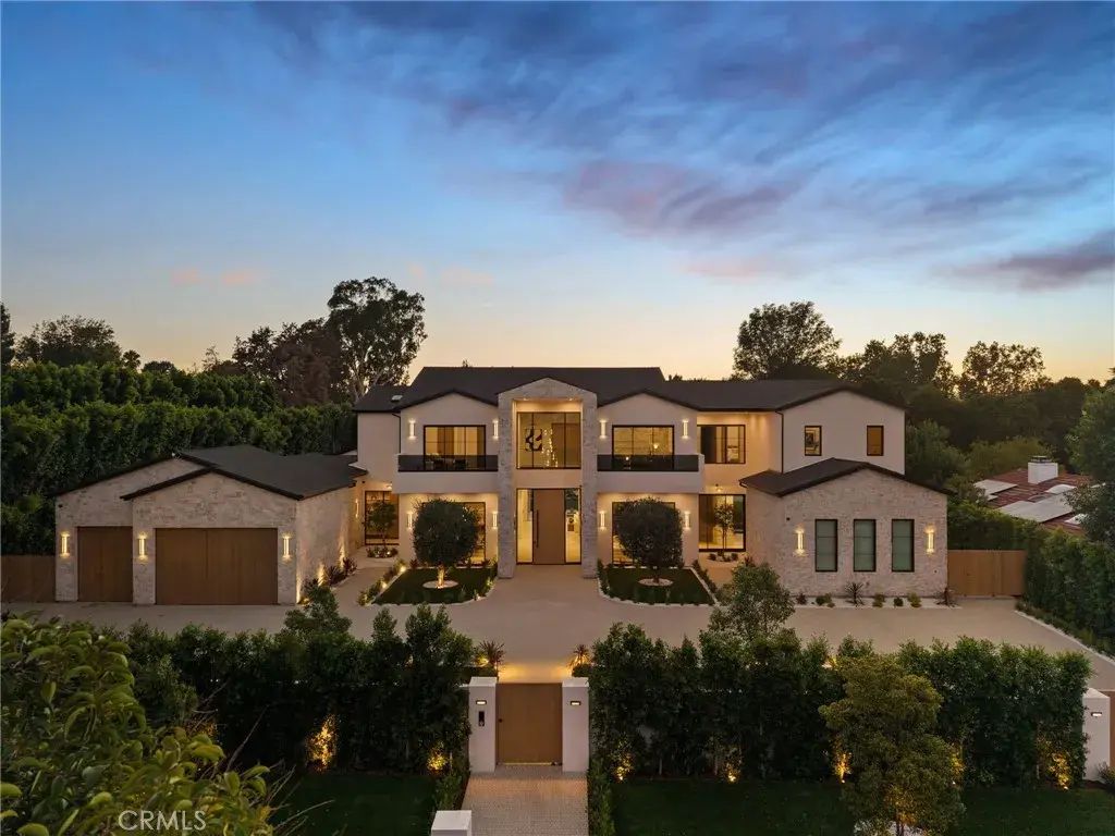 5343 Amestoy Avenue, Encino