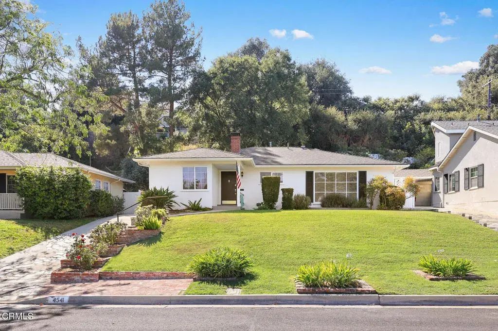 4541 Alveo, La Canada Flintridge