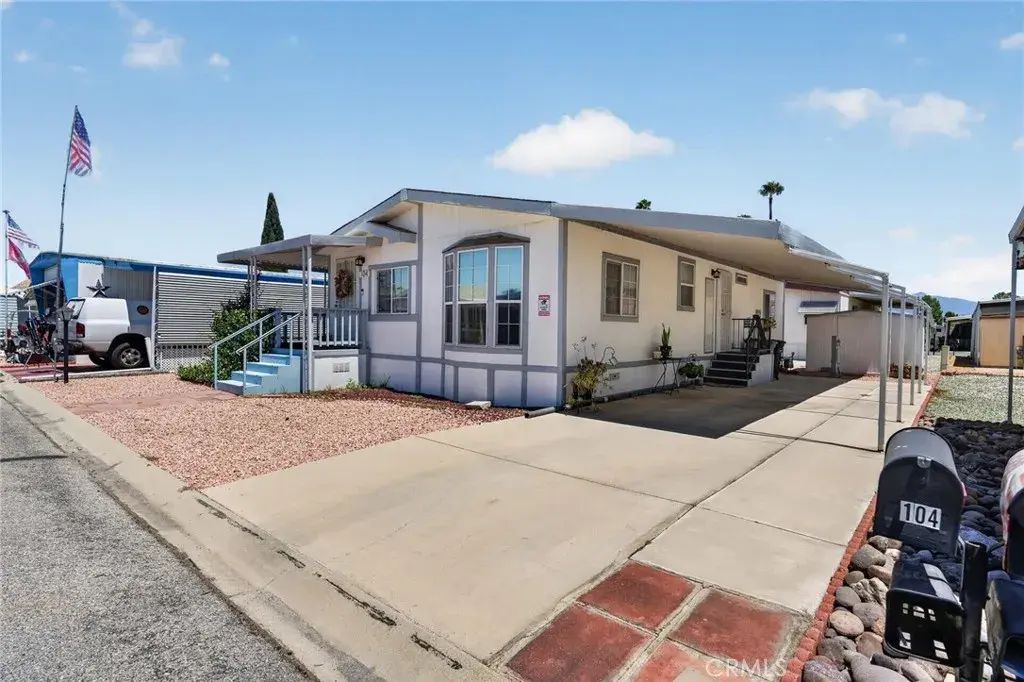 5001 W Florida 104, Hemet