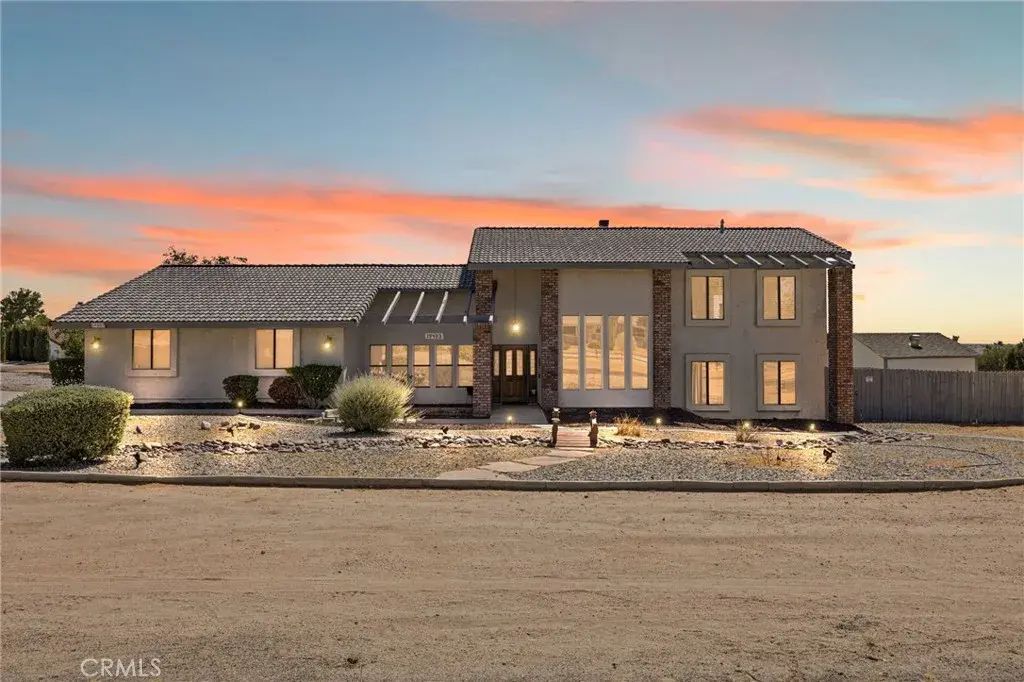 19403 Oneida Court, Apple Valley
