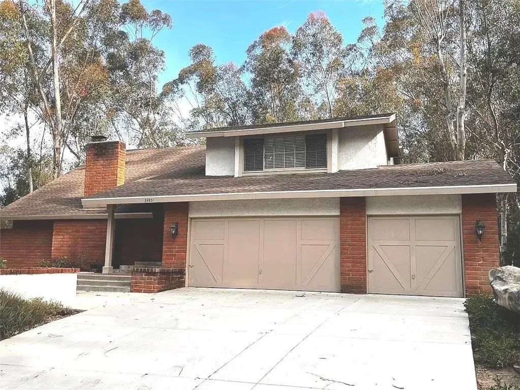 24851 Rollingwood Road, Lake Forest