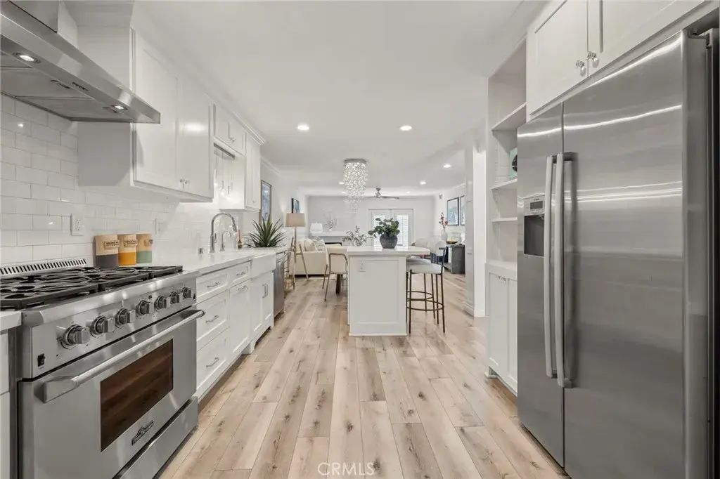 2332 Vista Huerta, Newport Beach