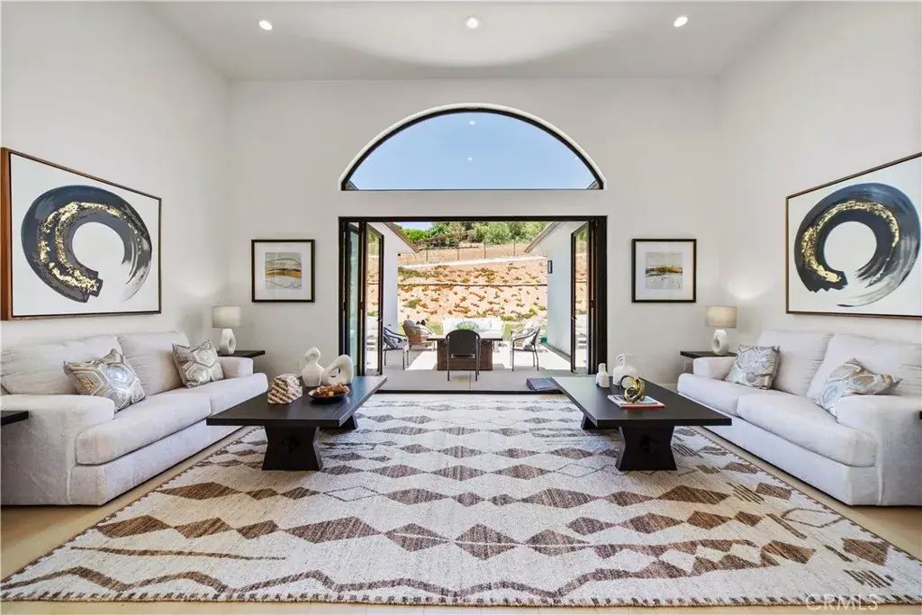 2027 Via Monserate, Fallbrook