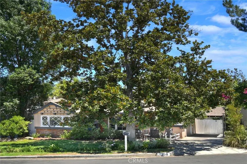 5036 Catalon, Woodland Hills